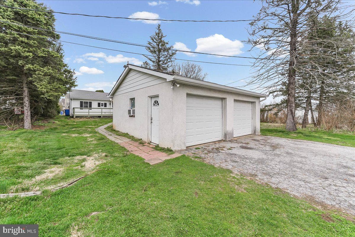 510 3rd Avenue photo 26