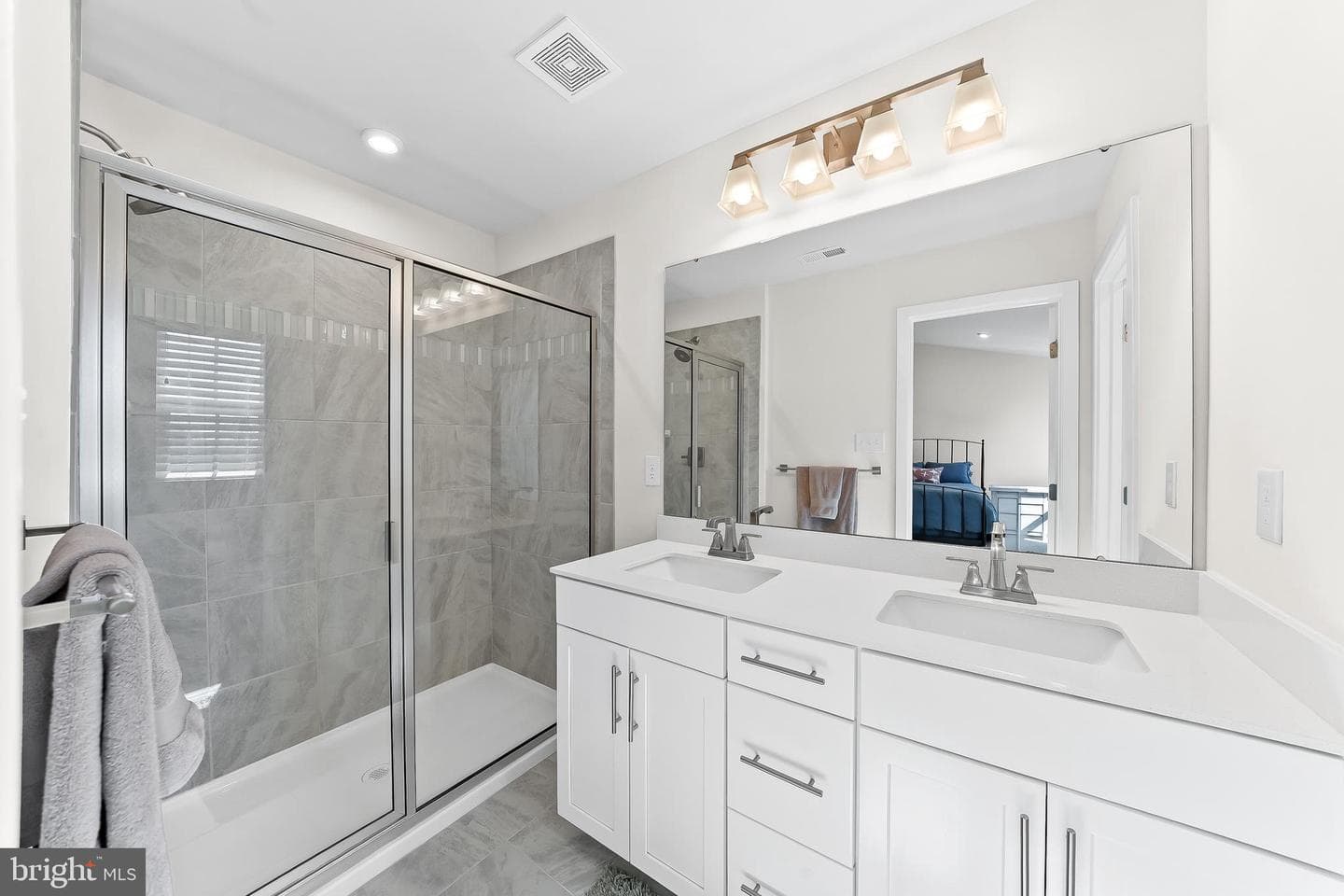714 Cascade Way photo 22