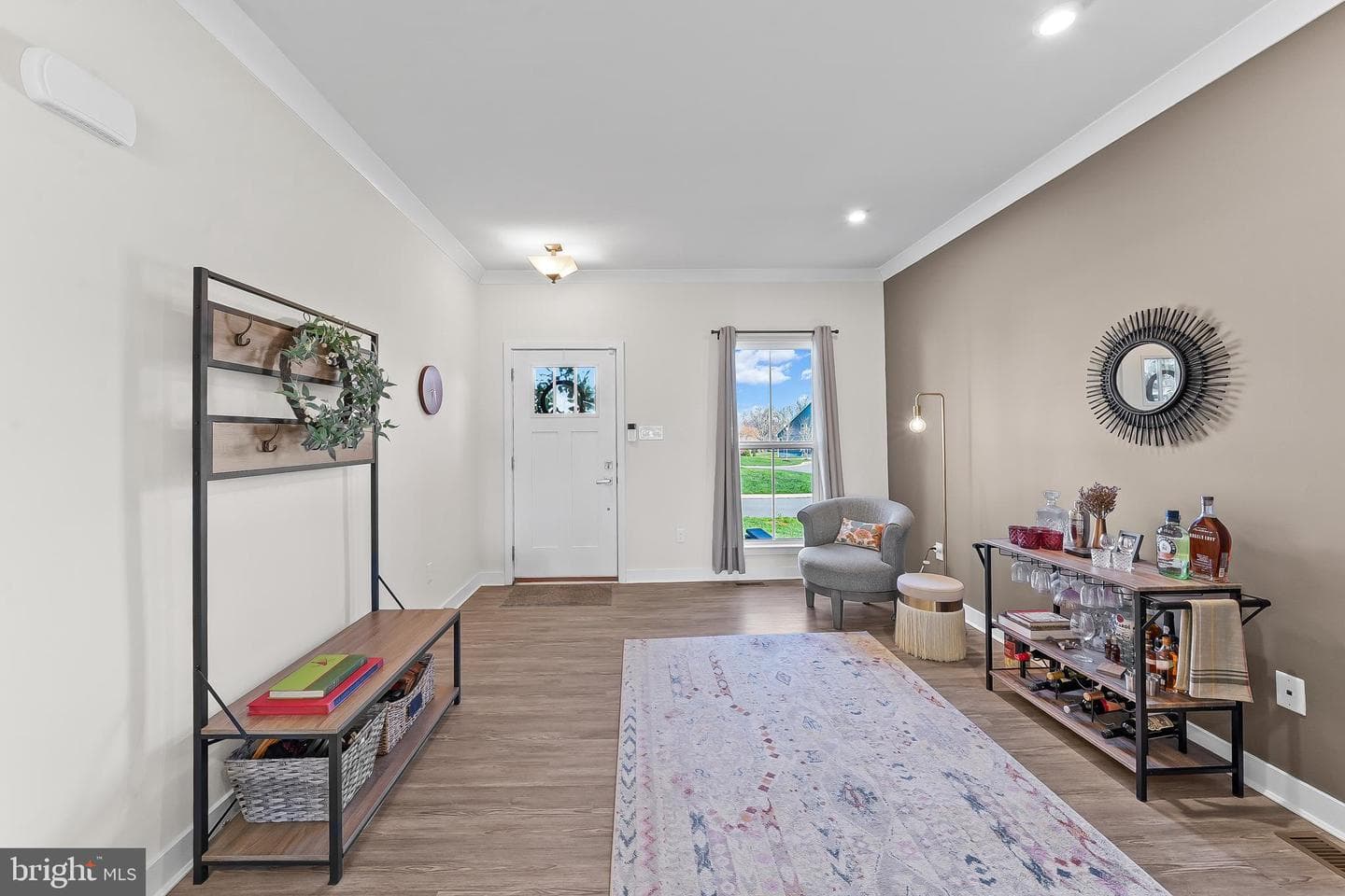 714 Cascade Way photo 3
