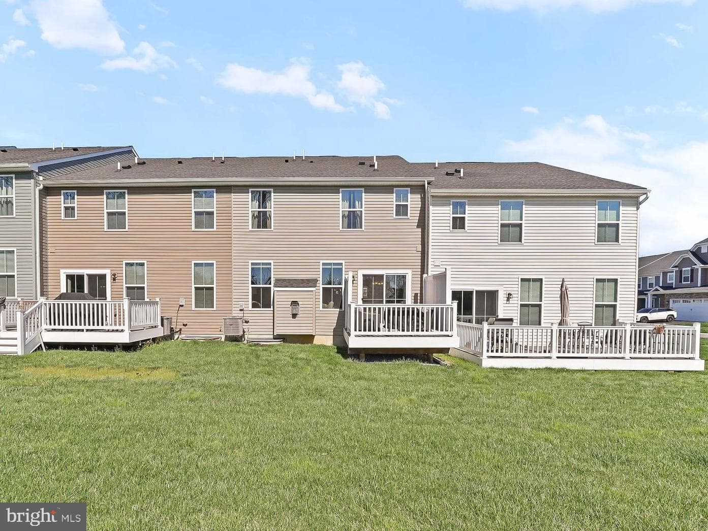 714 Cascade Way photo 32