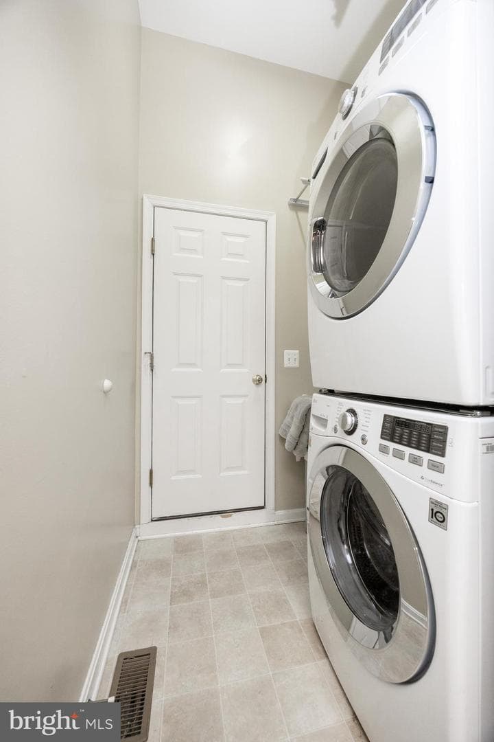 172 Penns Manor Drive photo 24