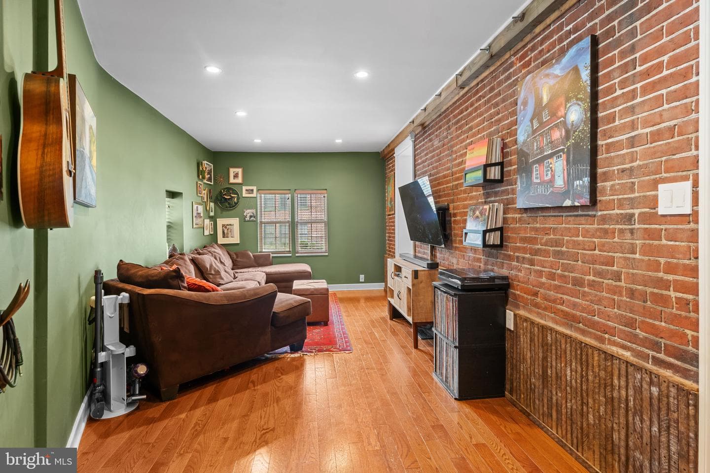 214 N Franklin Street photo 13