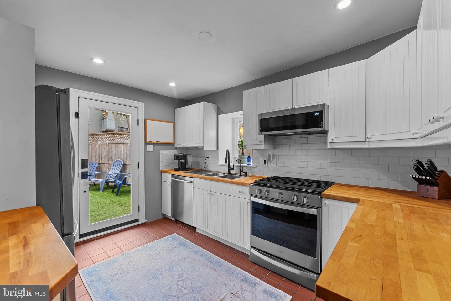 214 N Franklin Street photo 15