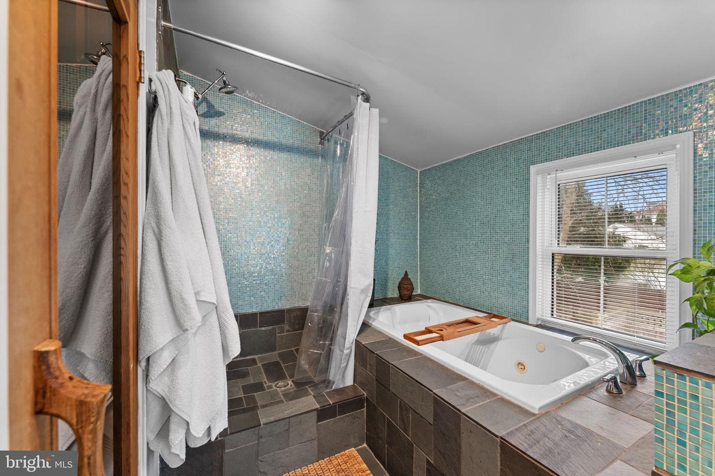 214 N Franklin Street photo 28
