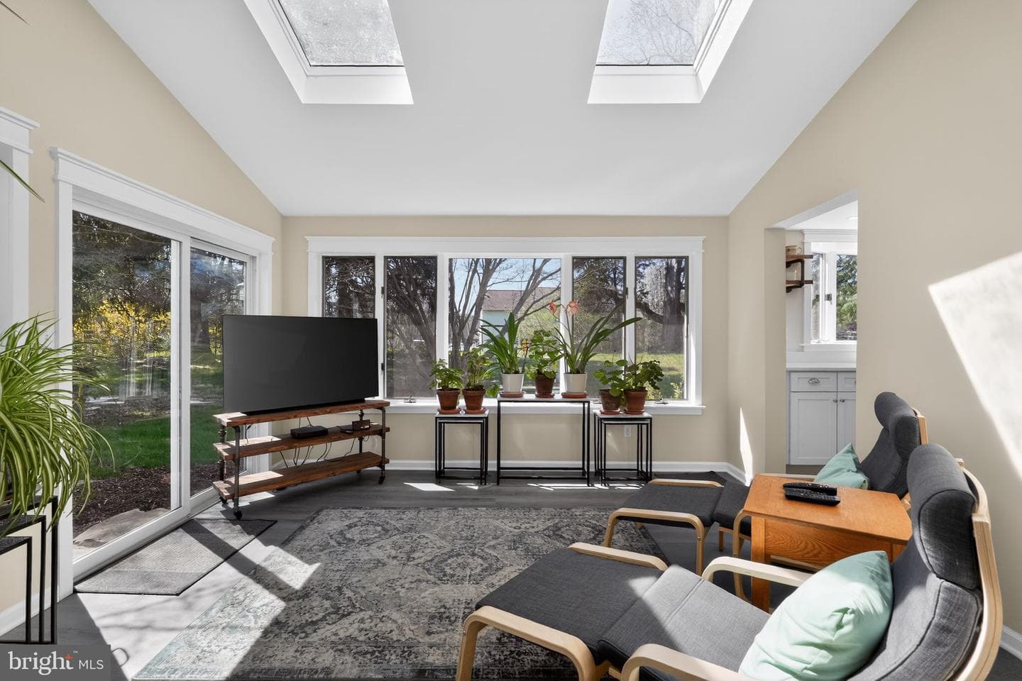 440 Taylor Road photo 20