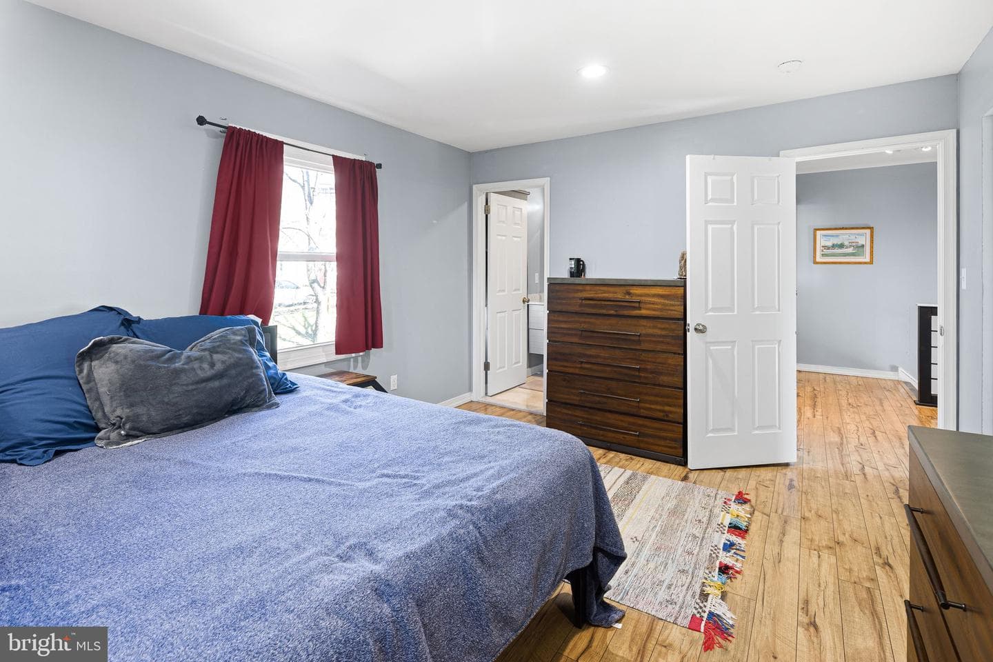 464 Freemont Street photo 15