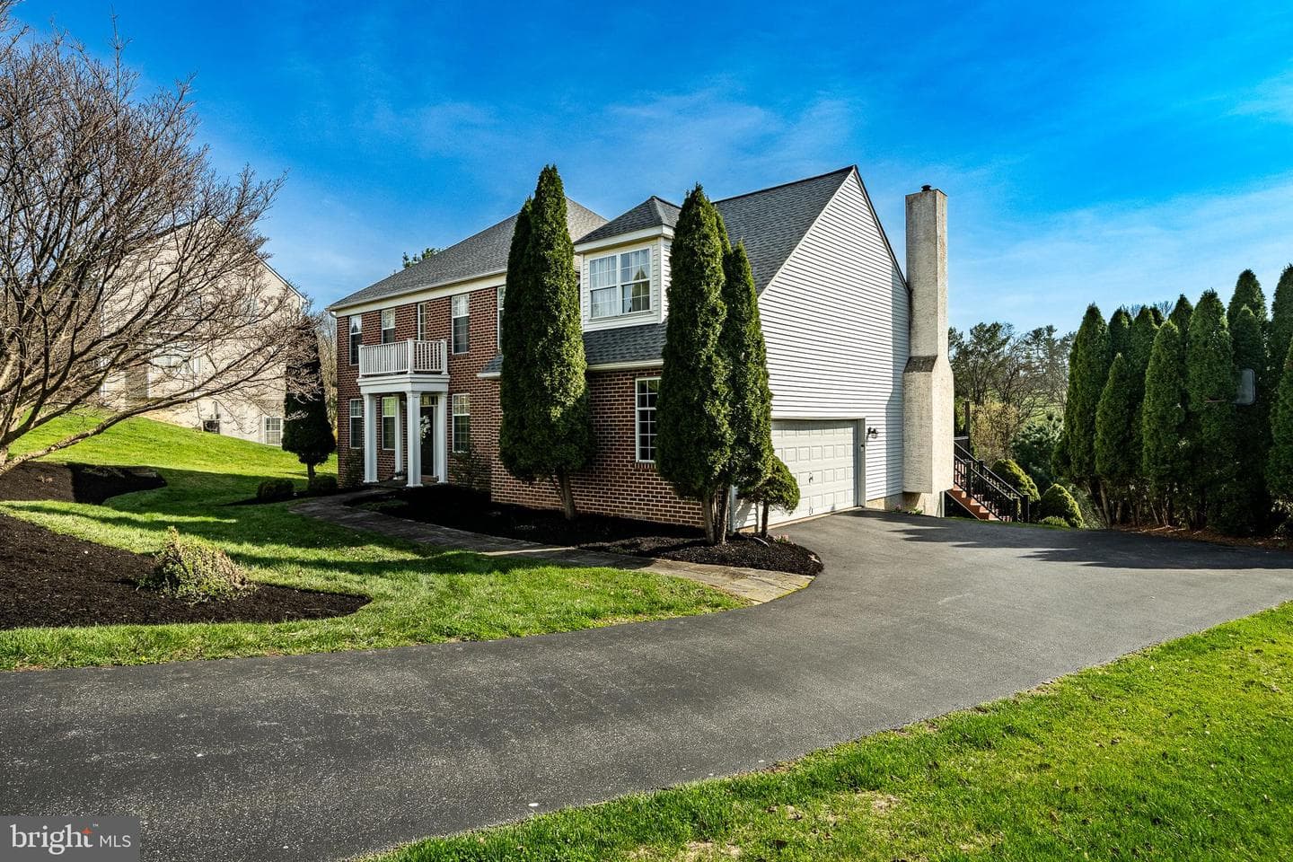 939 Baylowell Drive photo 2