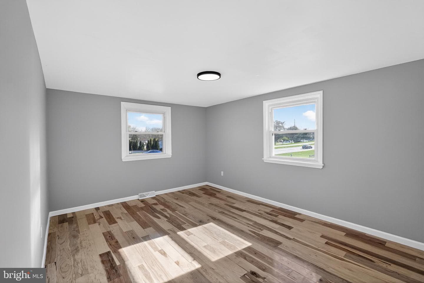 1206 W Chester Pike photo 20