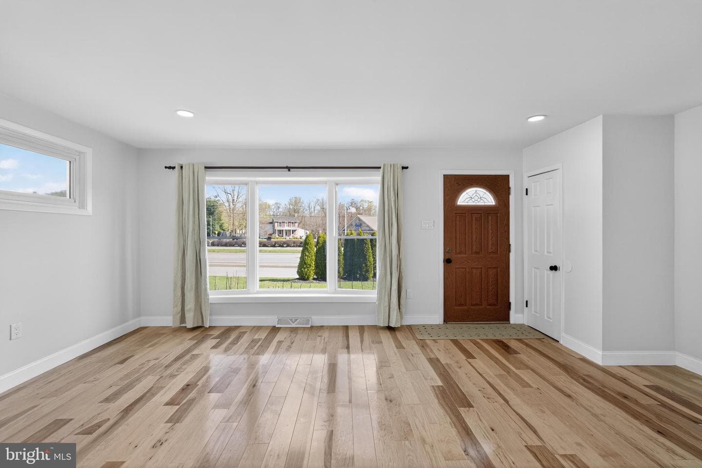 1206 W Chester Pike photo 7