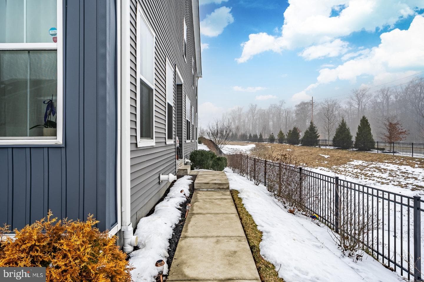509 Juneberry Court photo 3