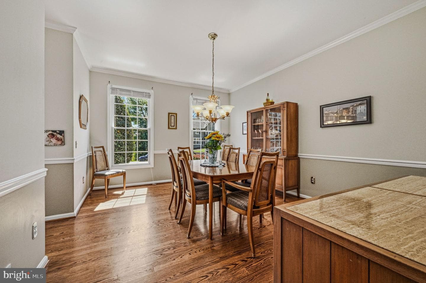 1045 Saint Georges Lane photo 8