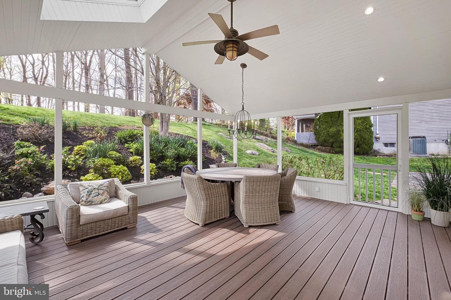122 Hamilton Road photo 11