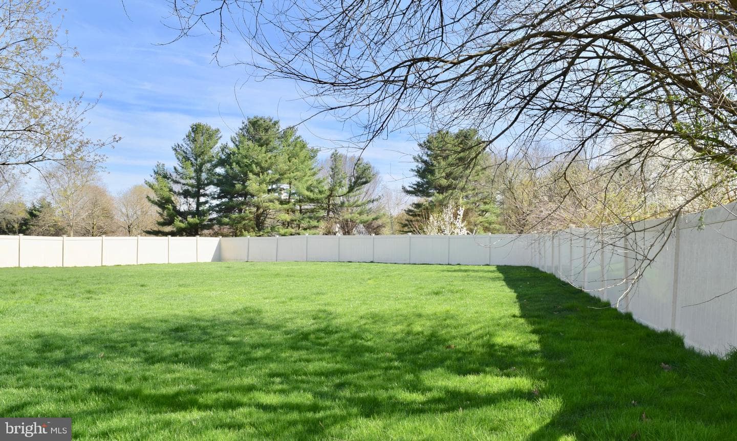 6 Meadow Wood Lane photo 6
