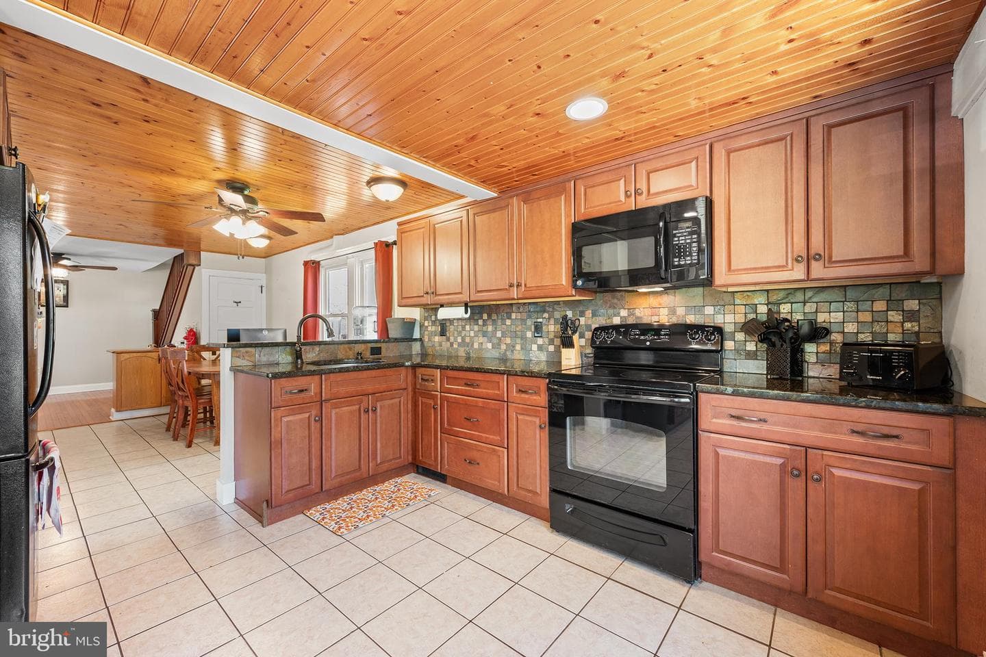 1356 S Hanover Street photo 3