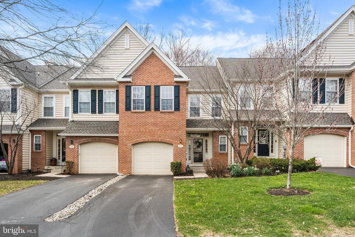 256 Cherry Lane photo 2