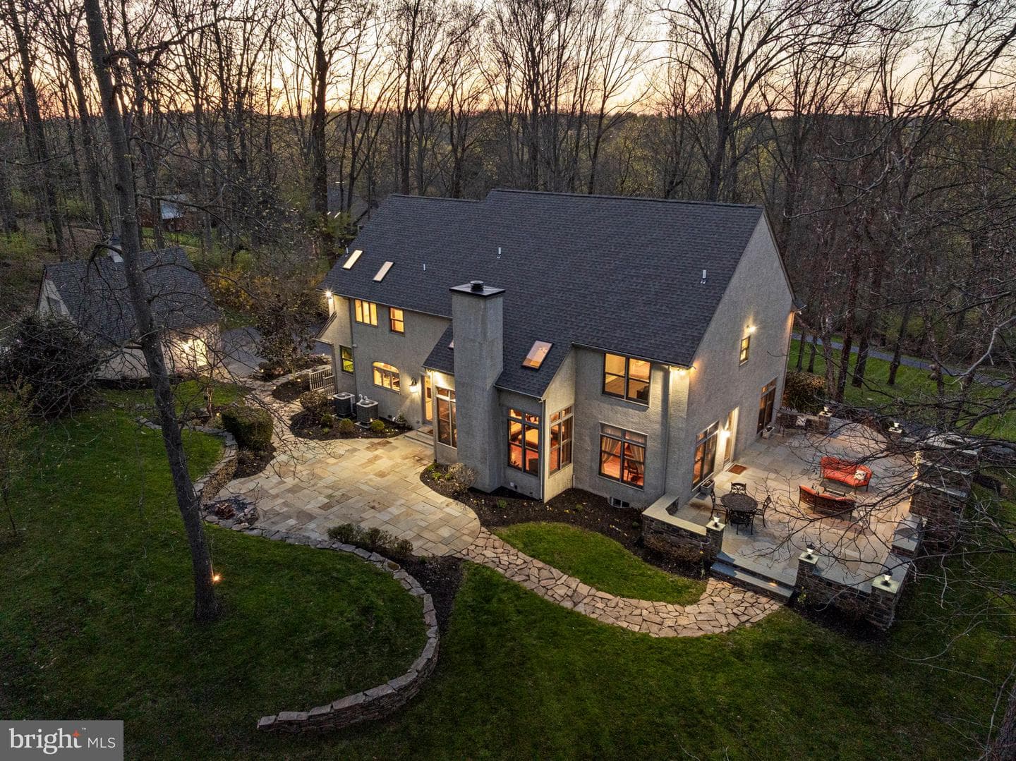 1714 Hickory Hill Road photo 5