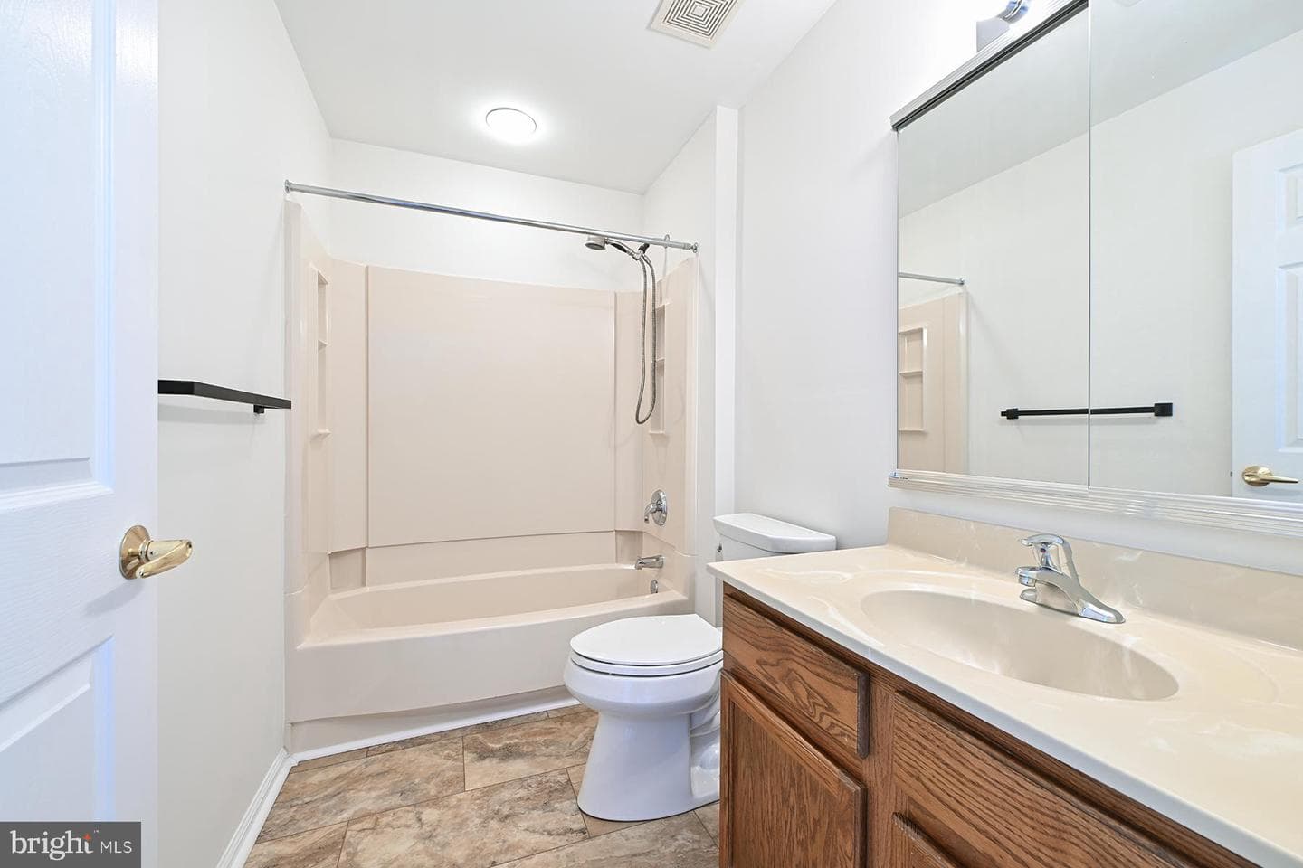 136 Haslan Lane photo 20