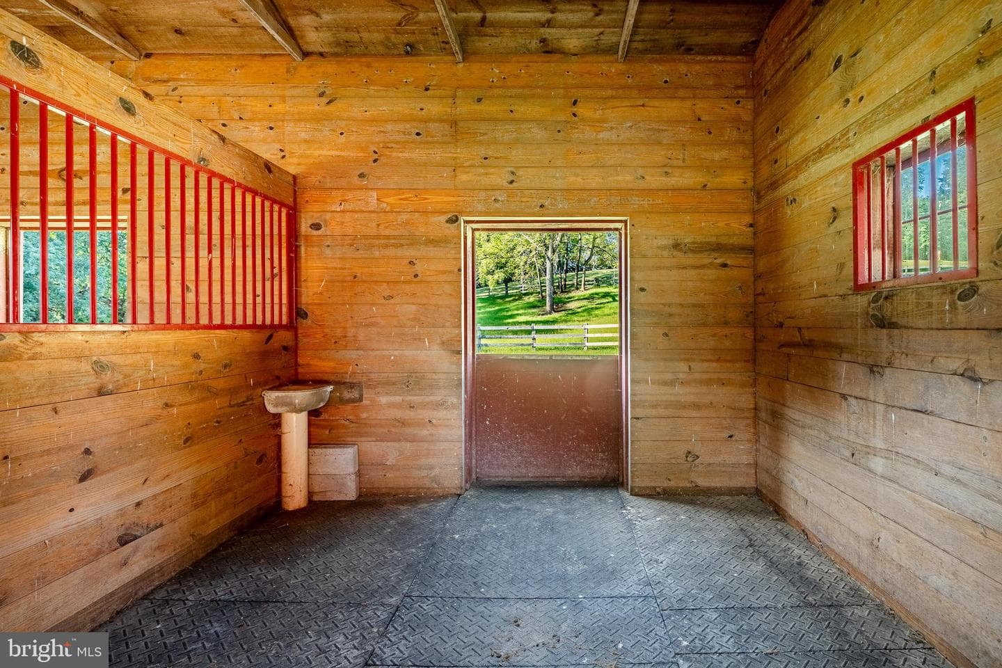 438 Ground Hog College Road photo 110