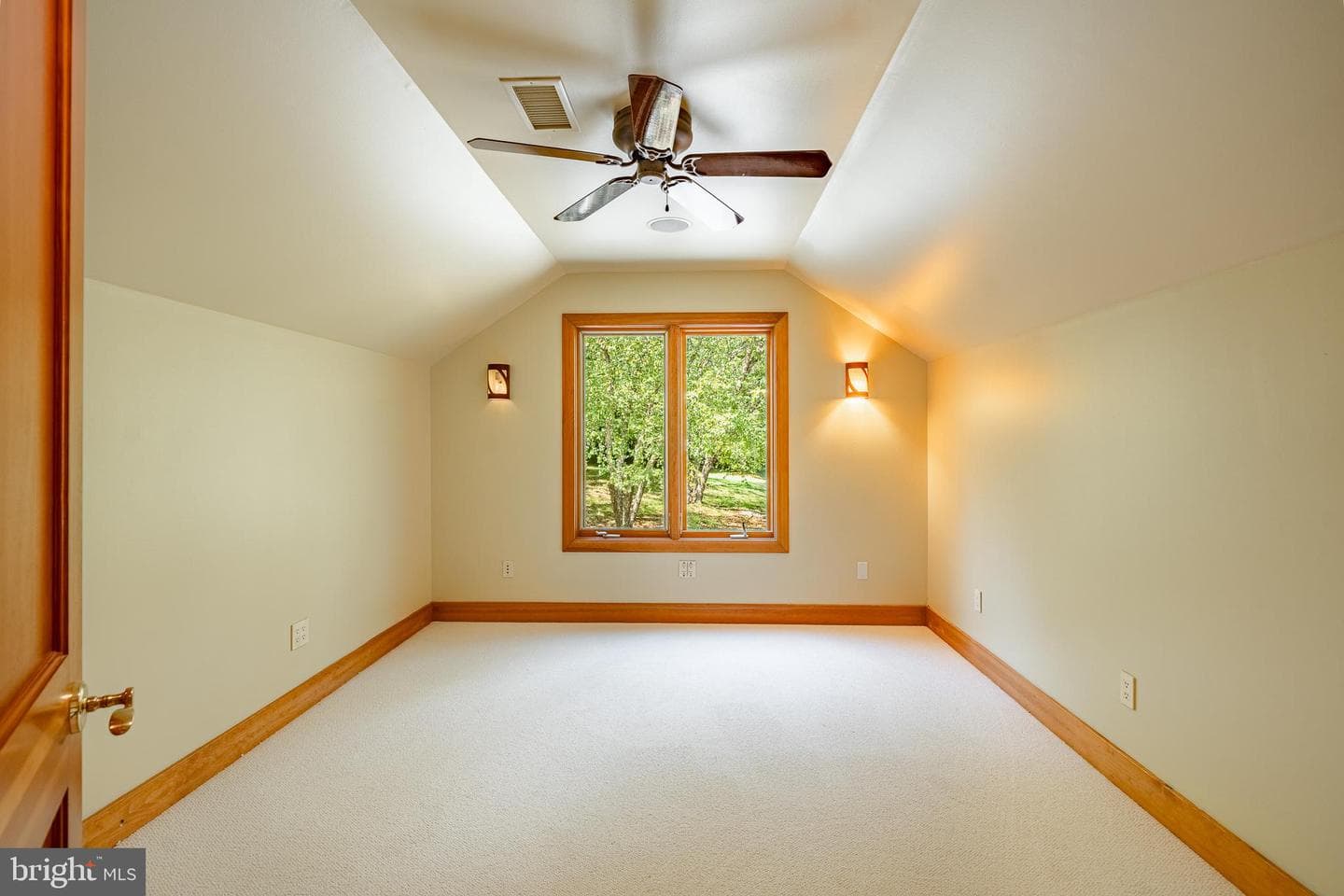 438 Ground Hog College Road photo 65