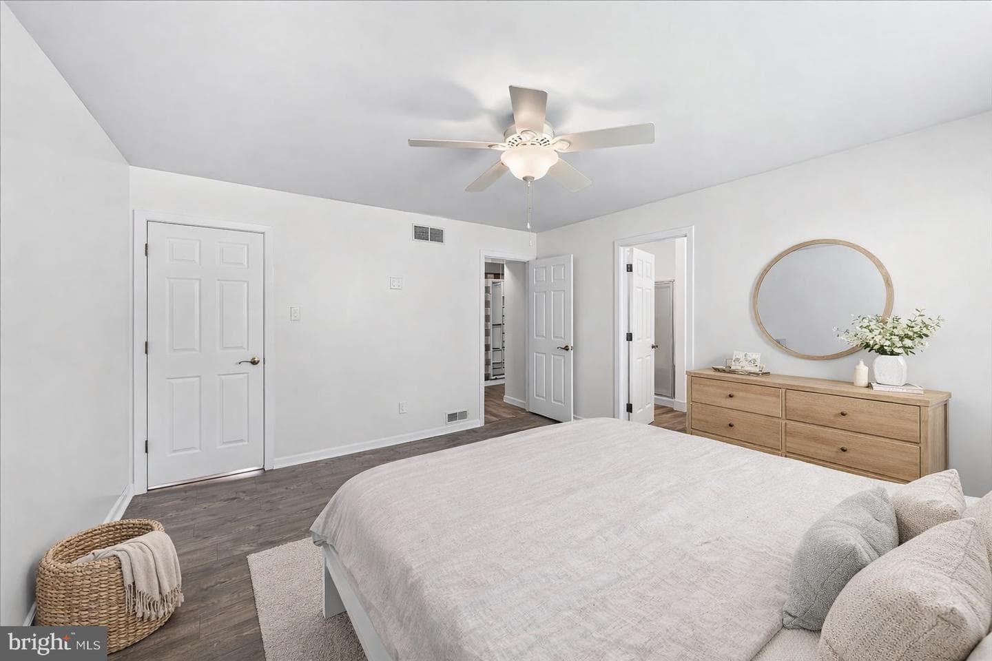 100 Chapel Drive photo 22