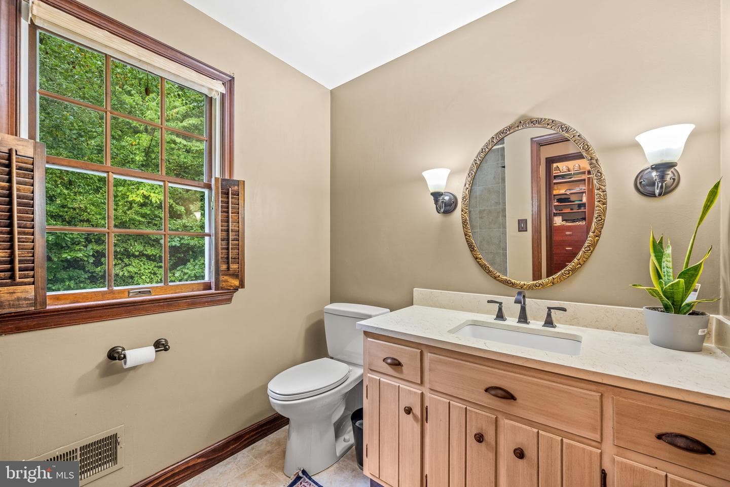2463 Jones Road photo 22