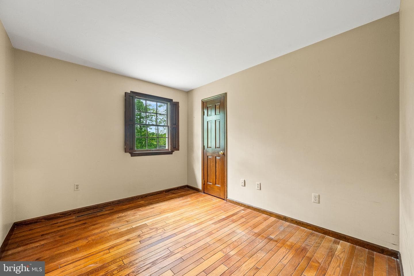 2463 Jones Road photo 26