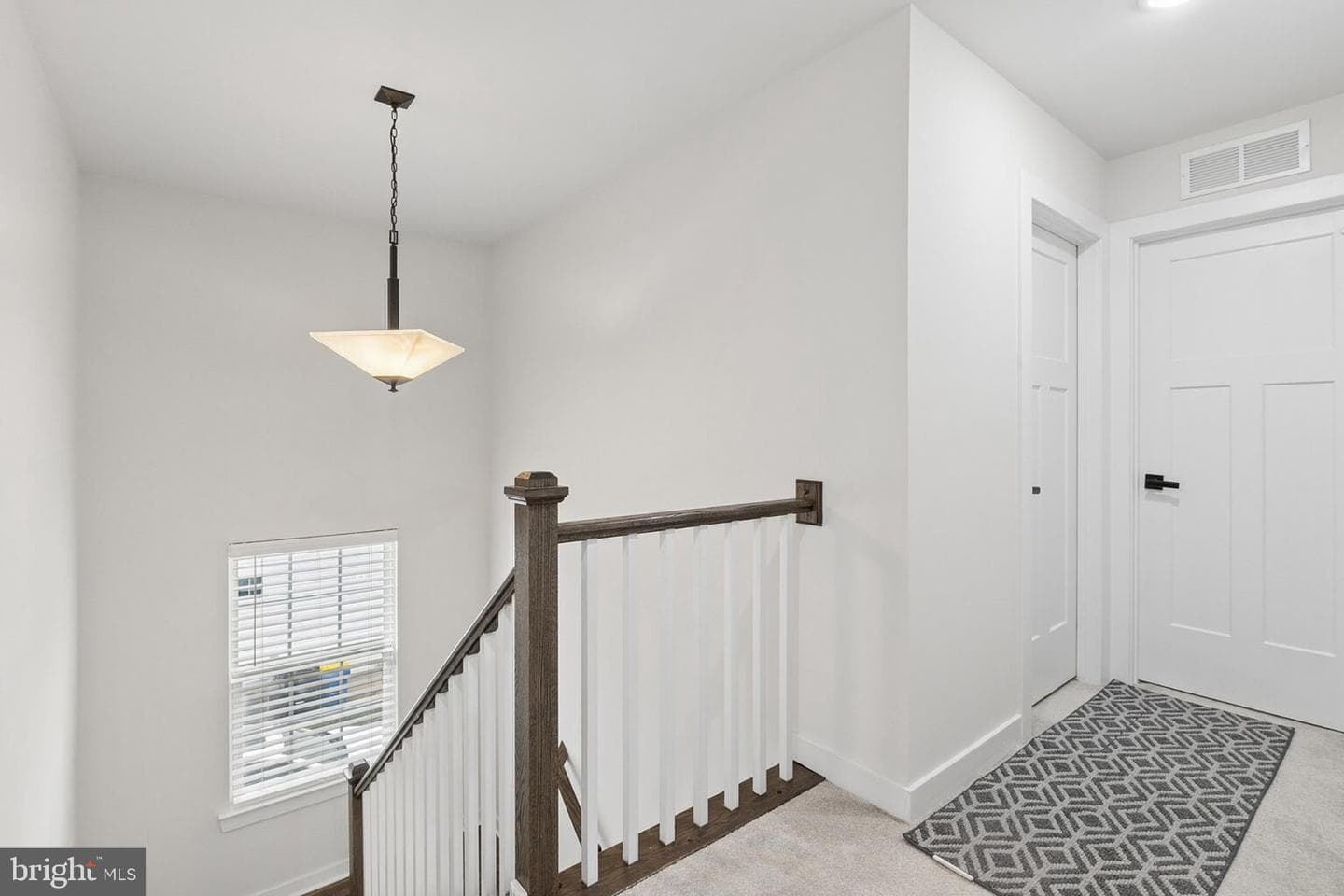 231 Sloan Drive photo 19
