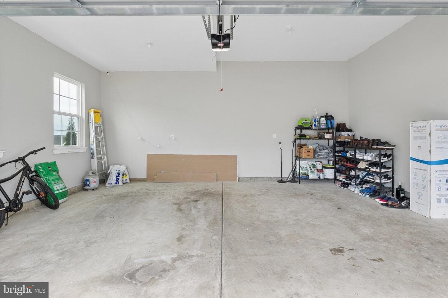 231 Sloan Drive photo 37