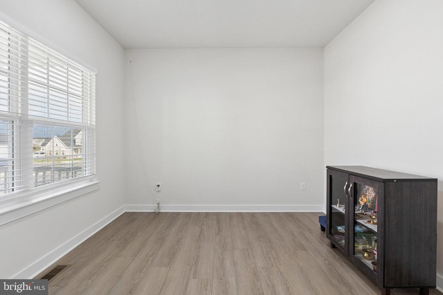 231 Sloan Drive photo 8