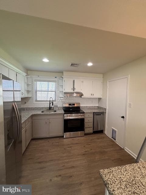 912 Greenwood Circle photo 16