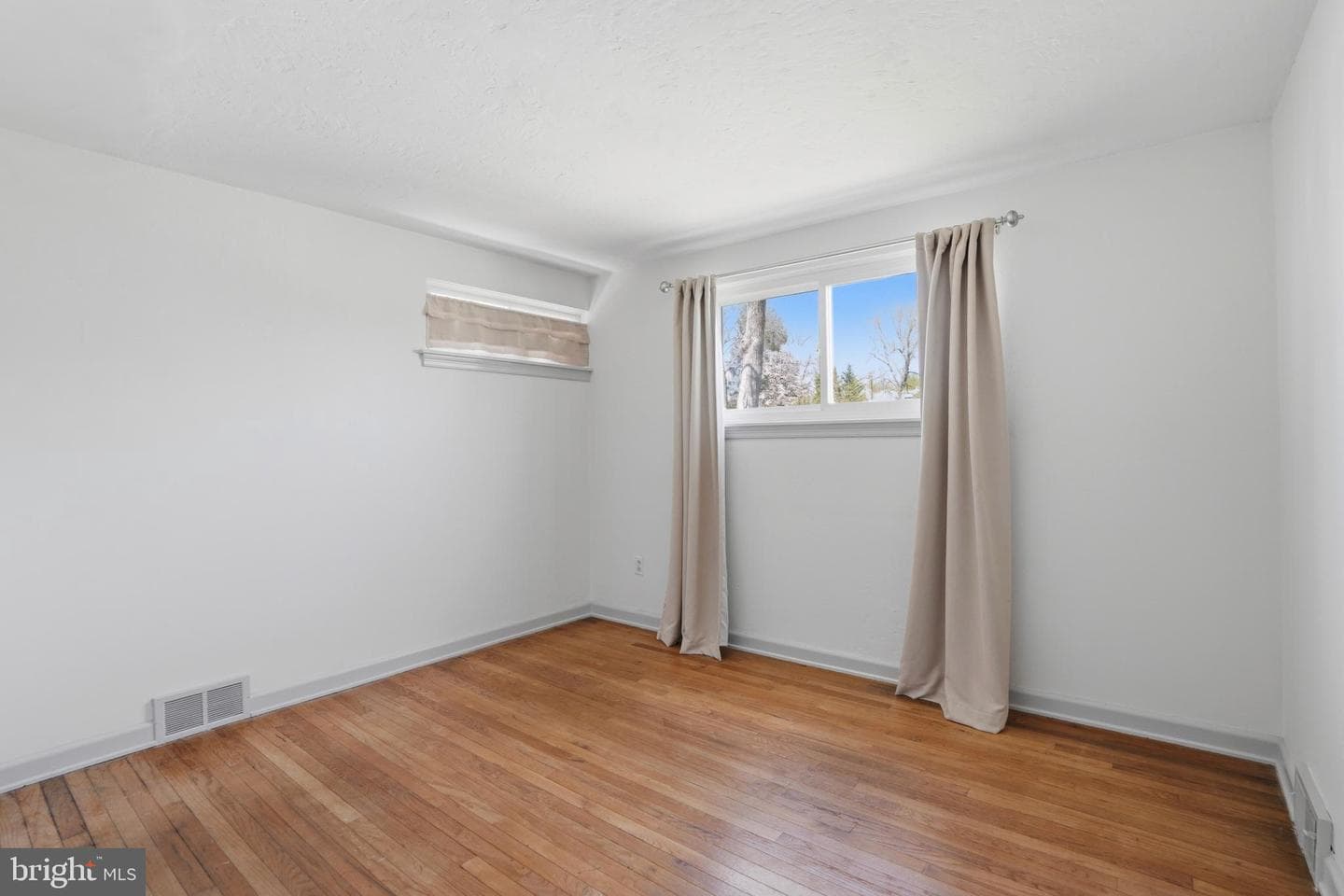 56 Cobblestone Drive photo 11