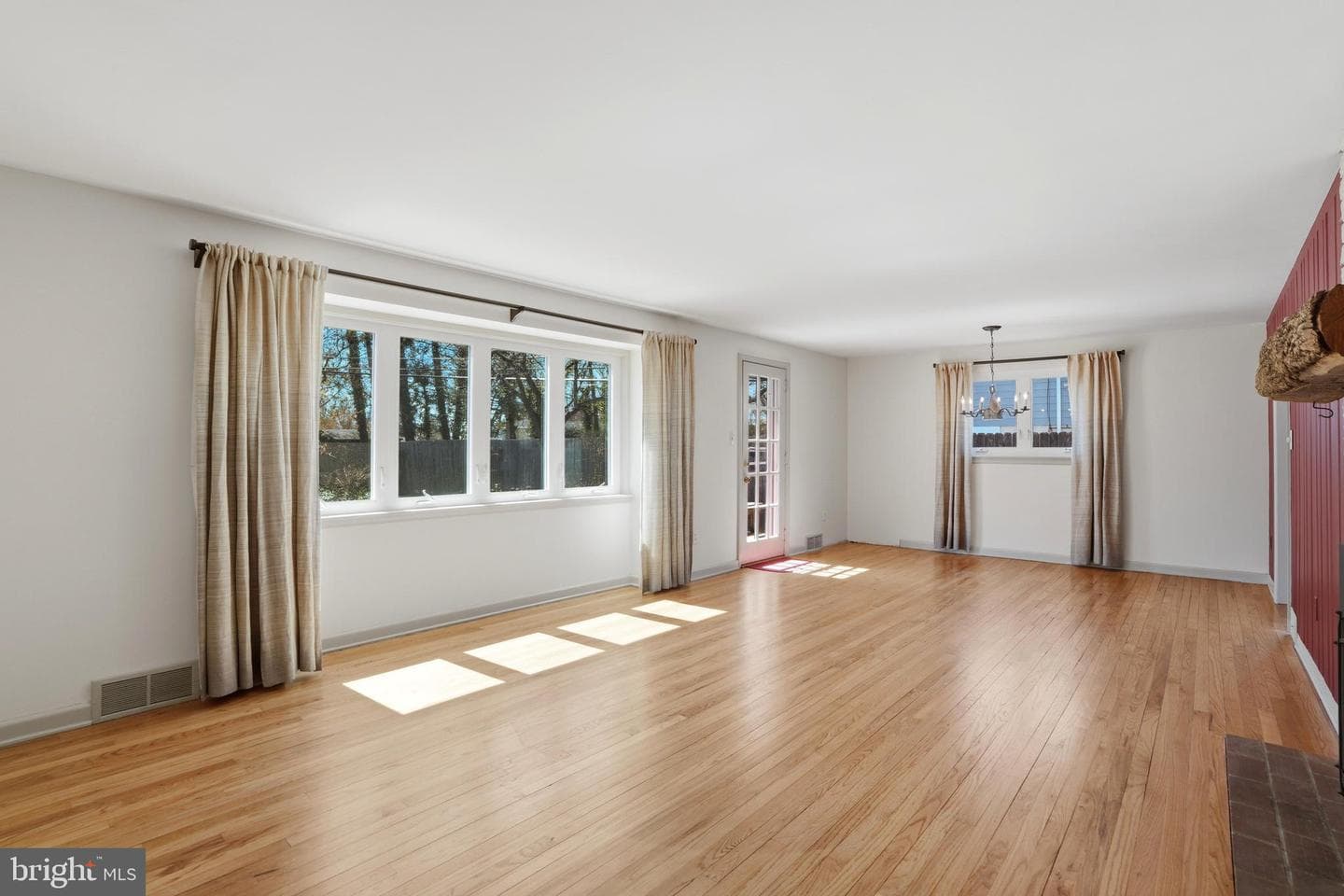 56 Cobblestone Drive photo 6