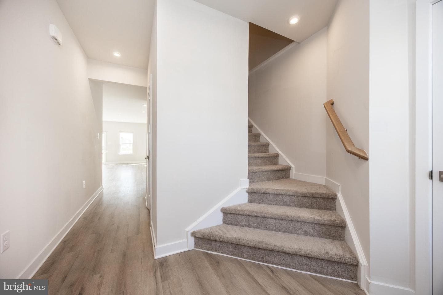 265 Chase Drive photo 4