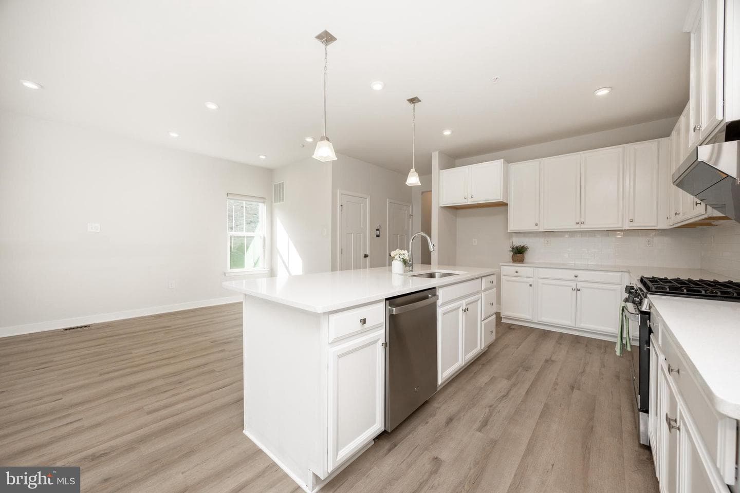 265 Chase Drive photo 8