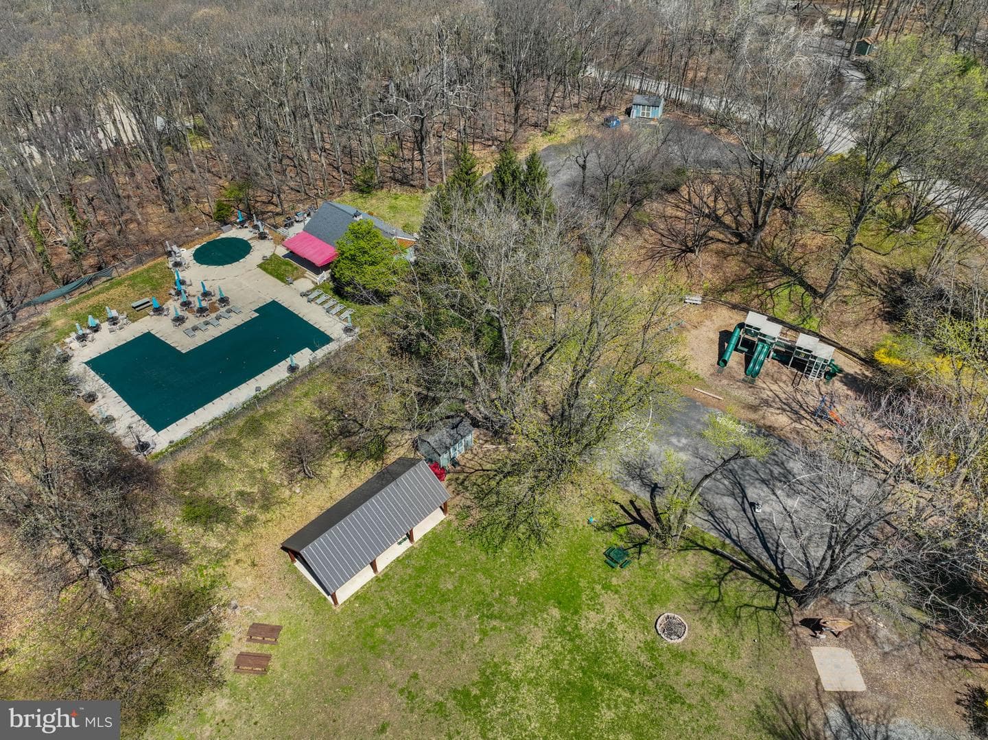 150 Continental Dr photo 50