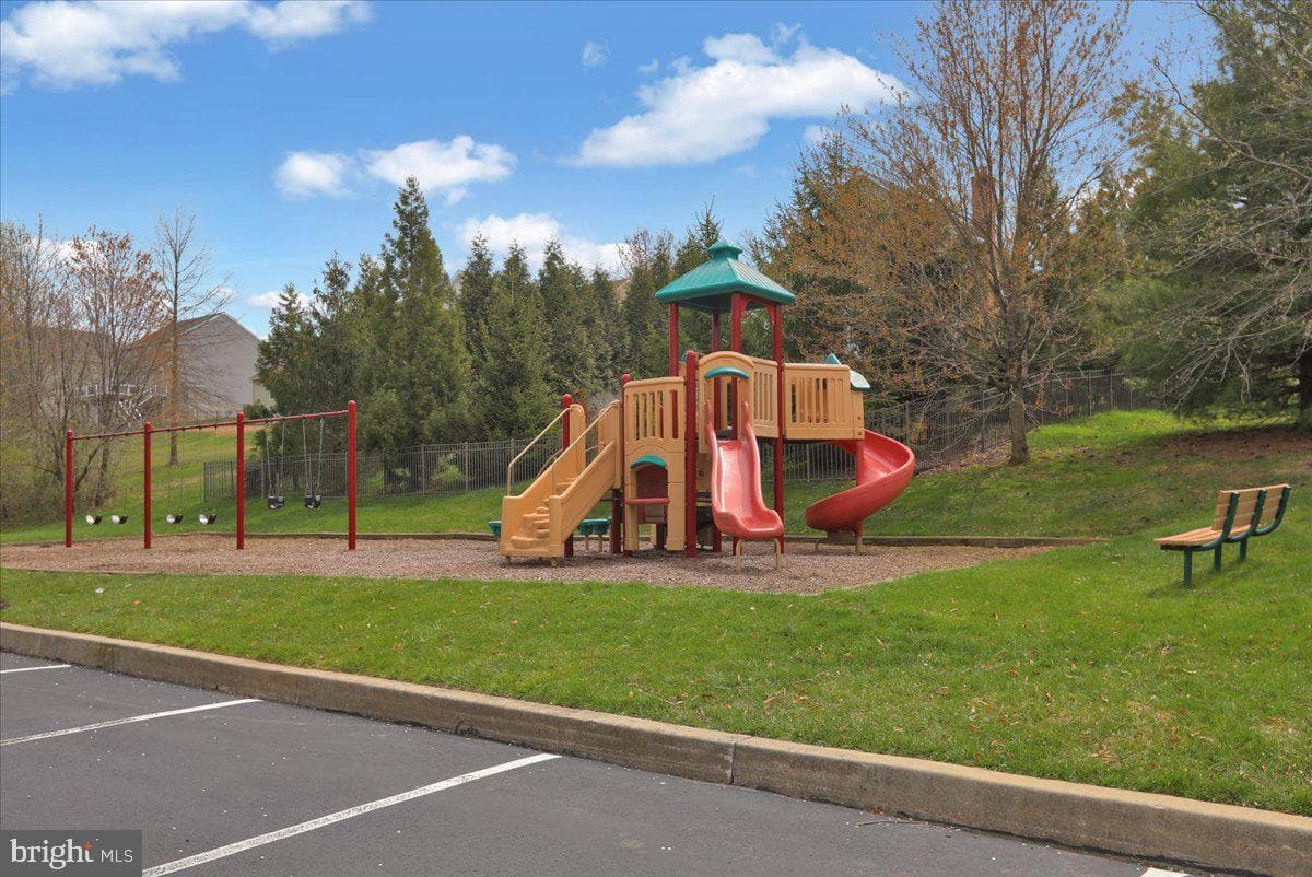 238 Merwood Drive photo 42