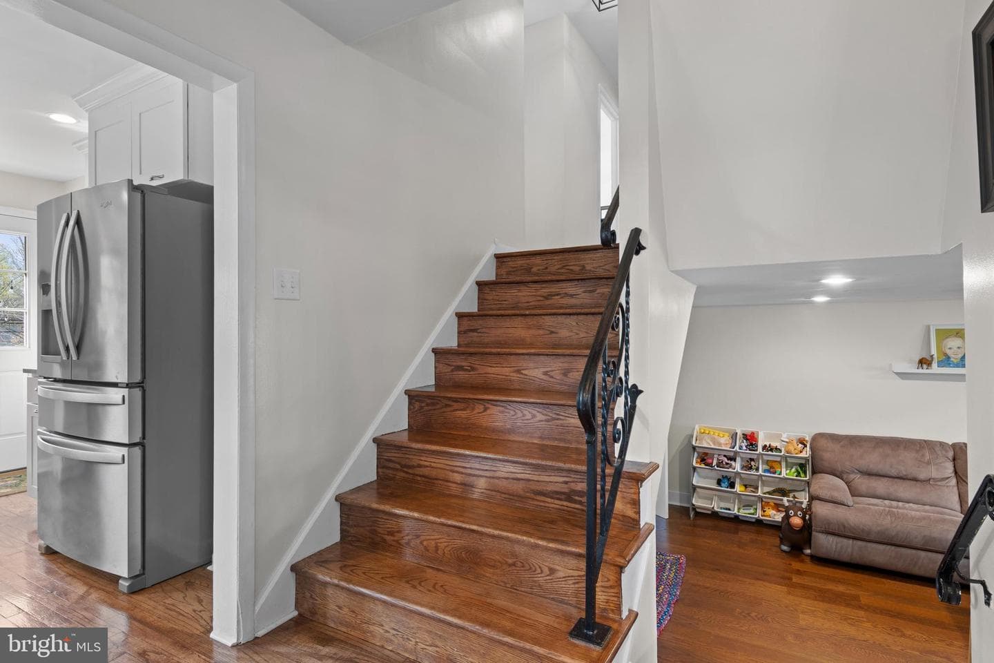 502 Ridge Avenue photo 27