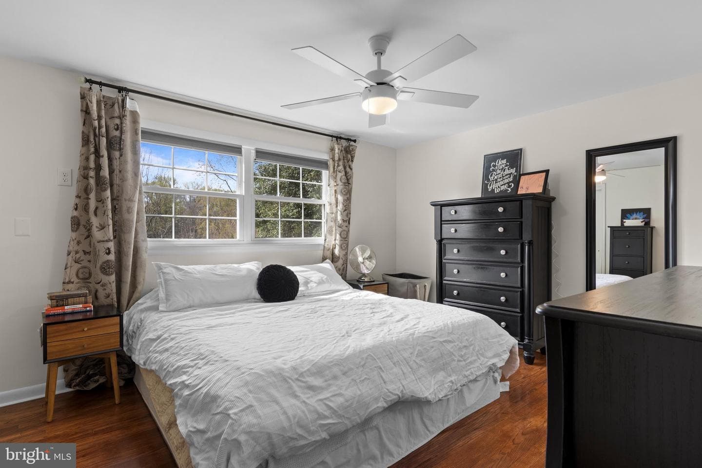 502 Ridge Avenue photo 32