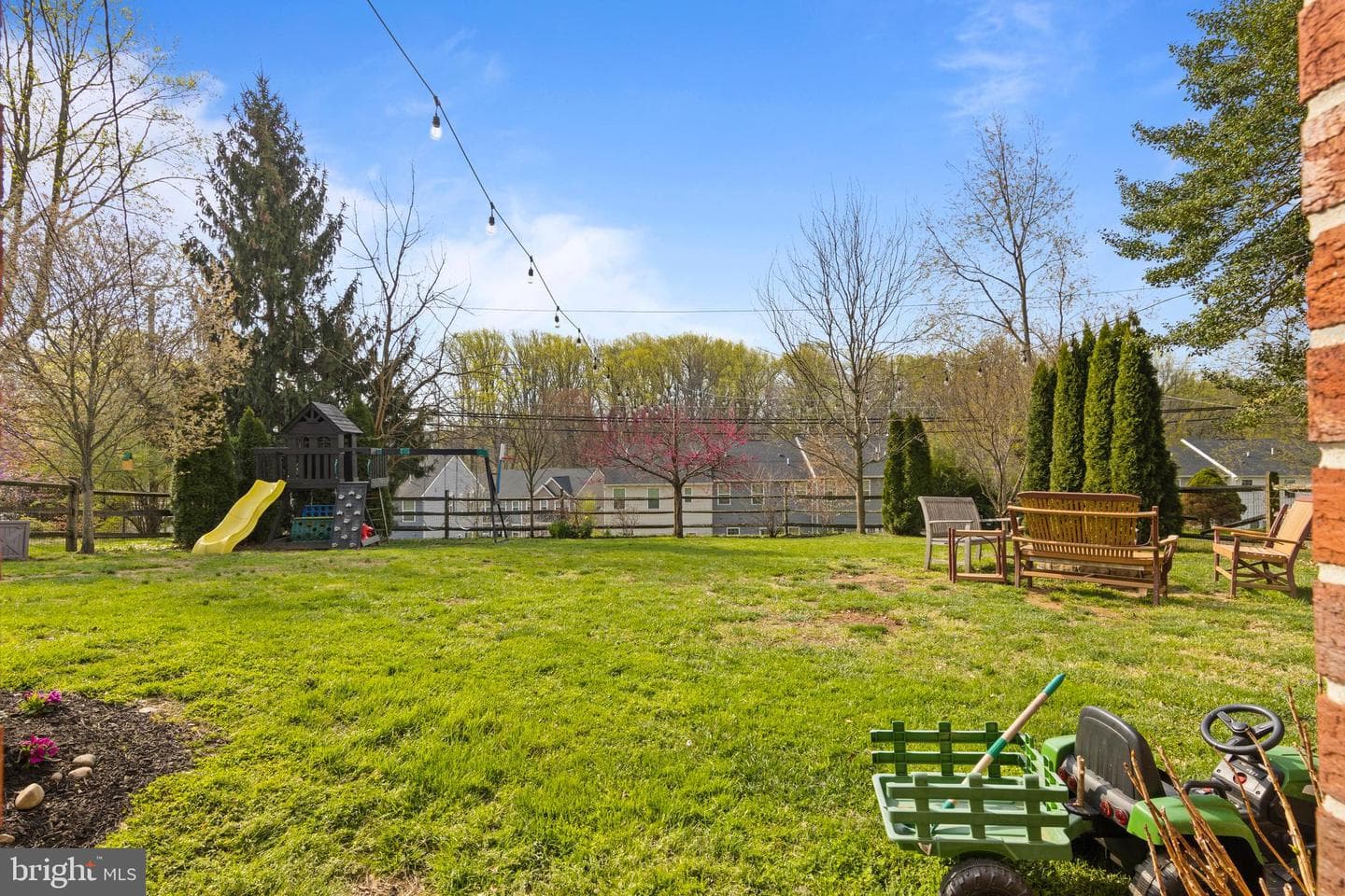502 Ridge Avenue photo 48