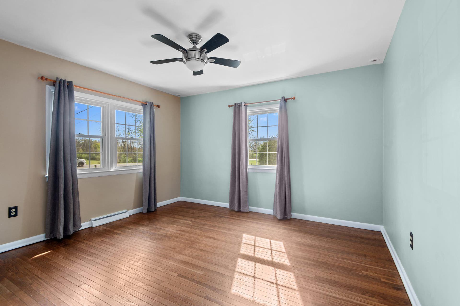 1416 Horseshoe Pike photo 12