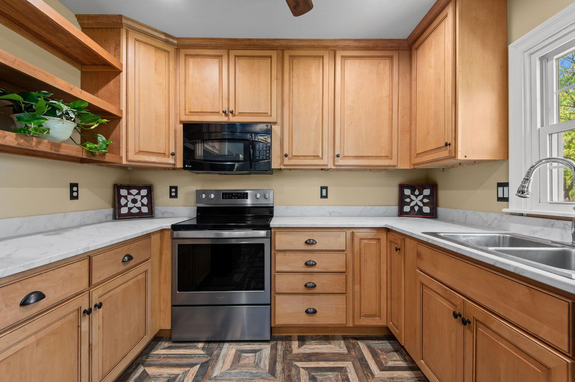 1416 Horseshoe Pike photo 9