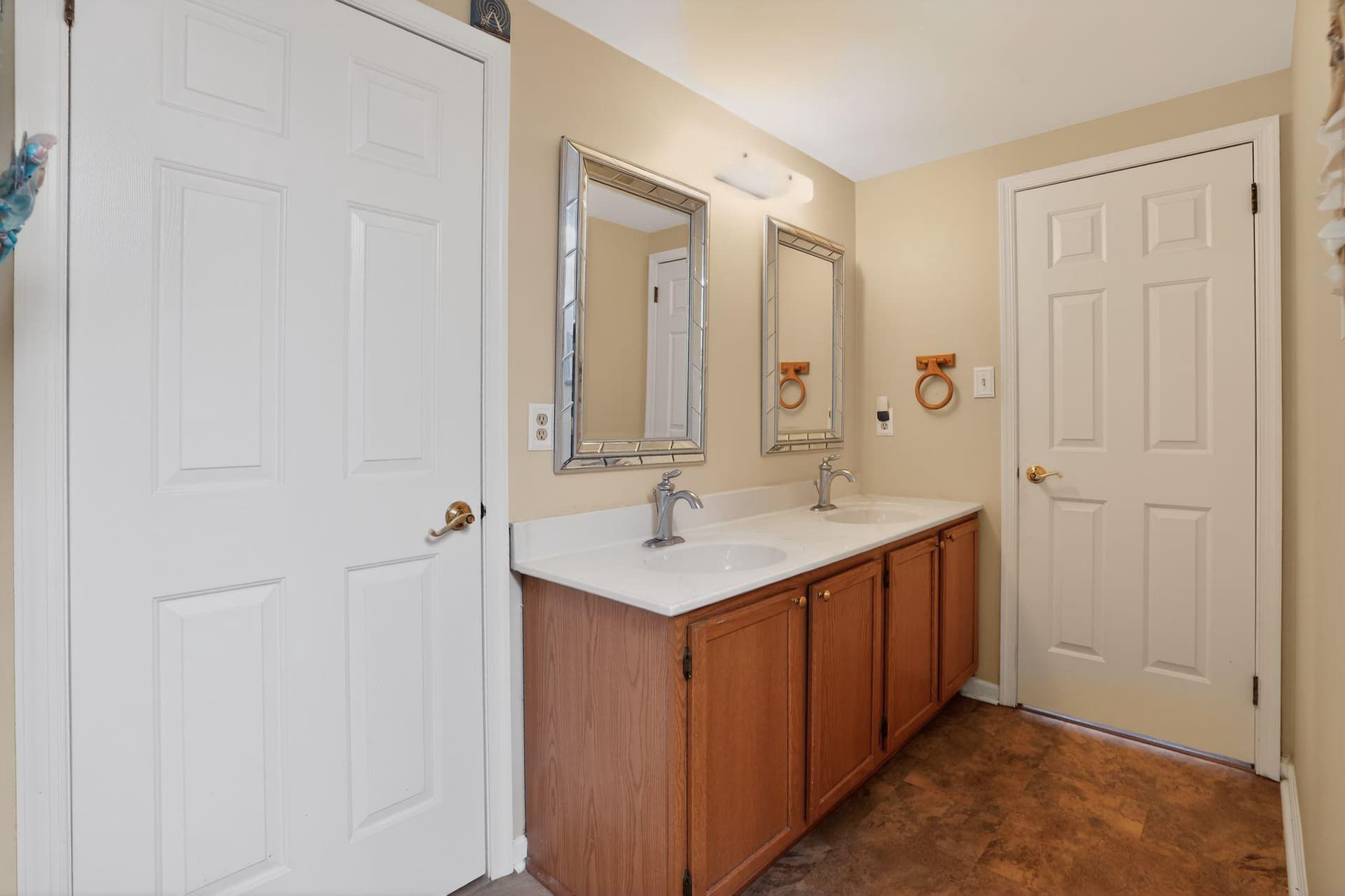1307 Harness Lane photo 24