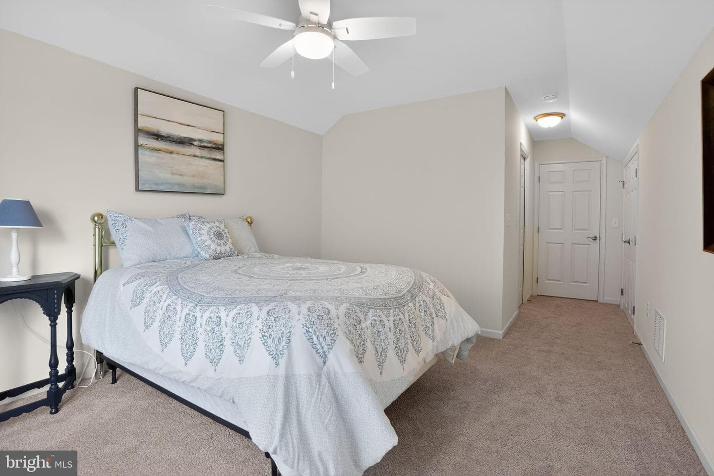 225 Honeycroft Boulevard photo 30