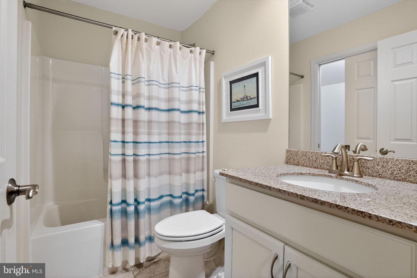 225 Honeycroft Boulevard photo 31