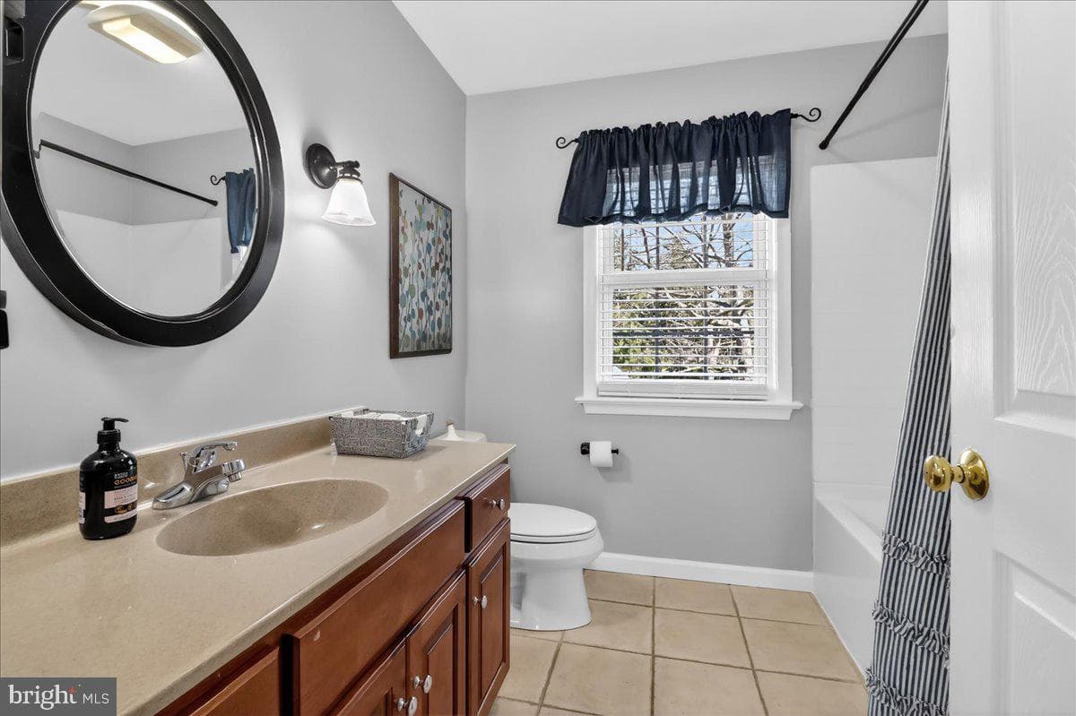 2 Parkside Drive photo 19