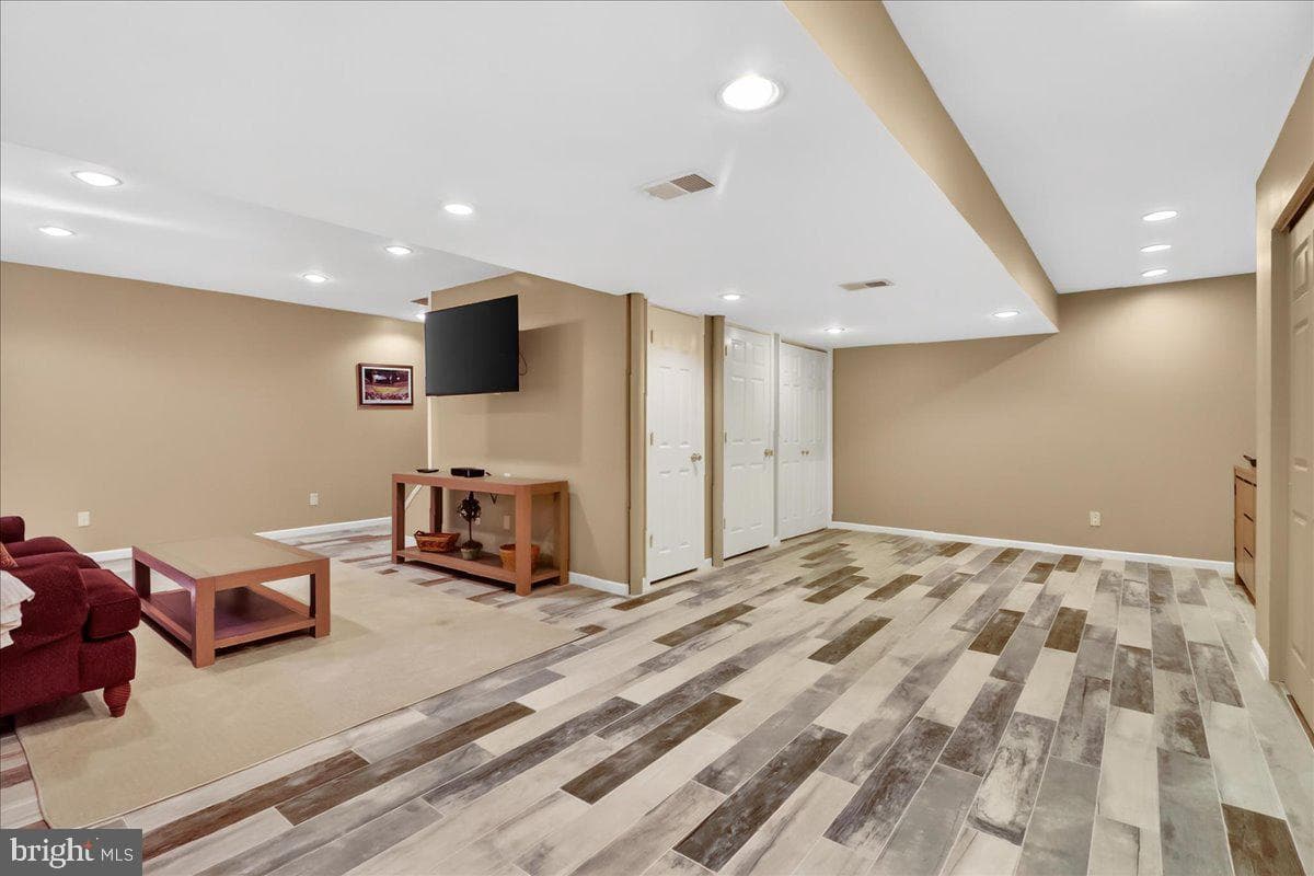2 Parkside Drive photo 28