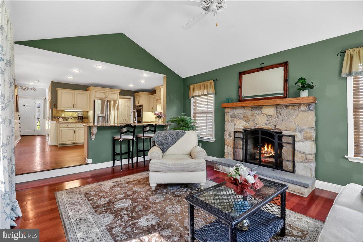 2 Parkside Drive photo 6