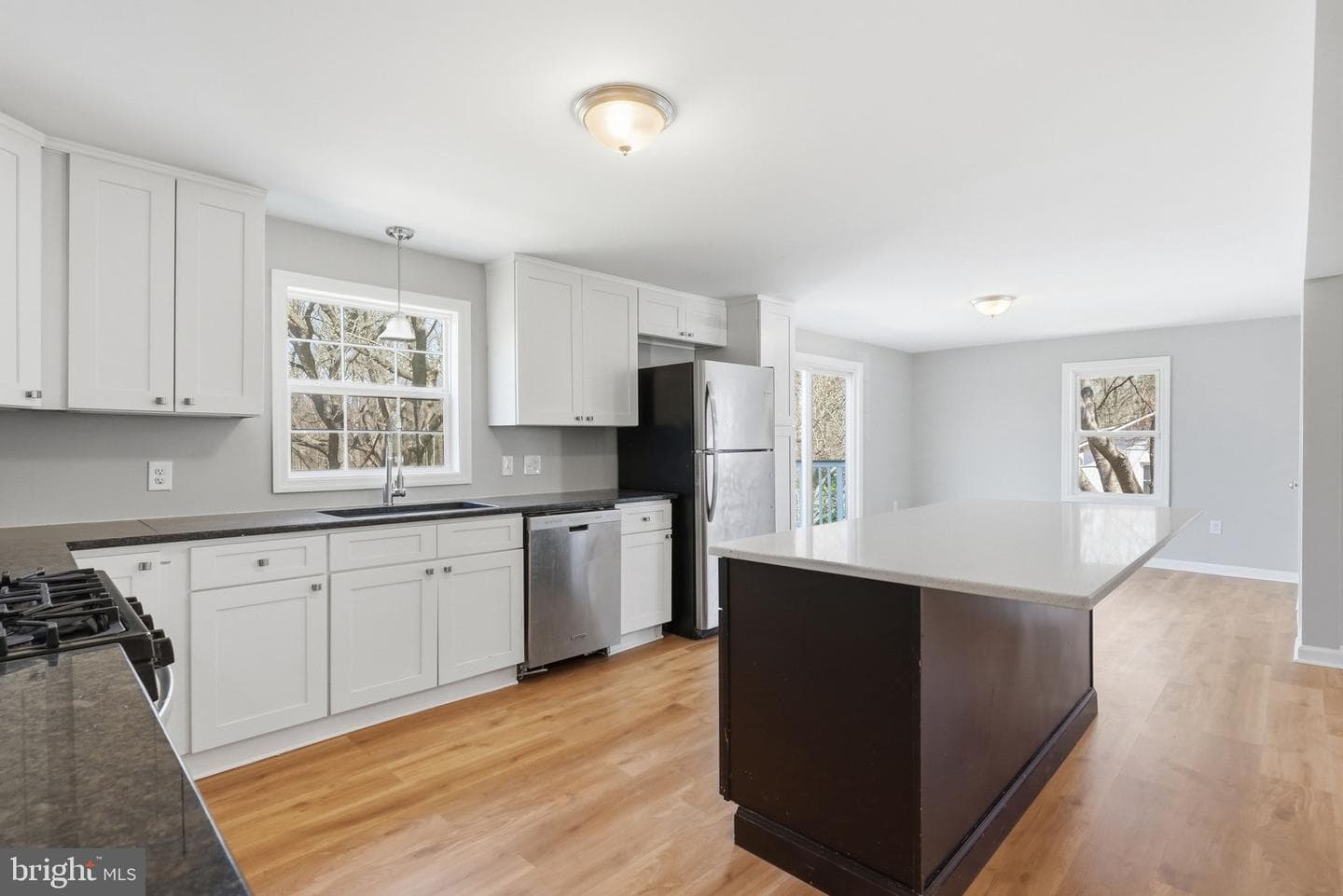 123 E Harmony Road photo 15