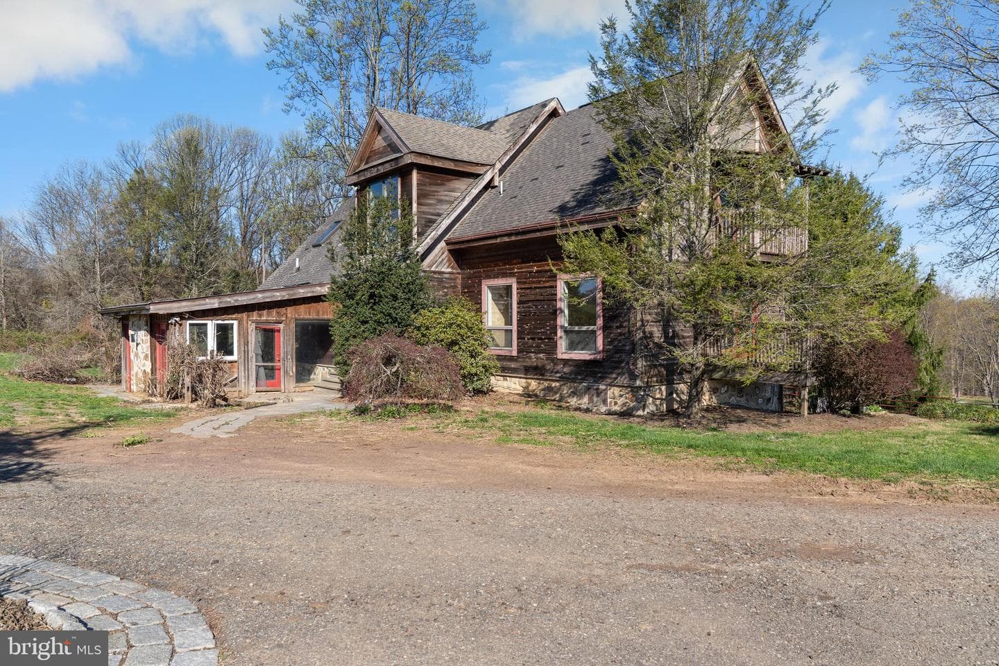 1728 Valley Lane photo 7