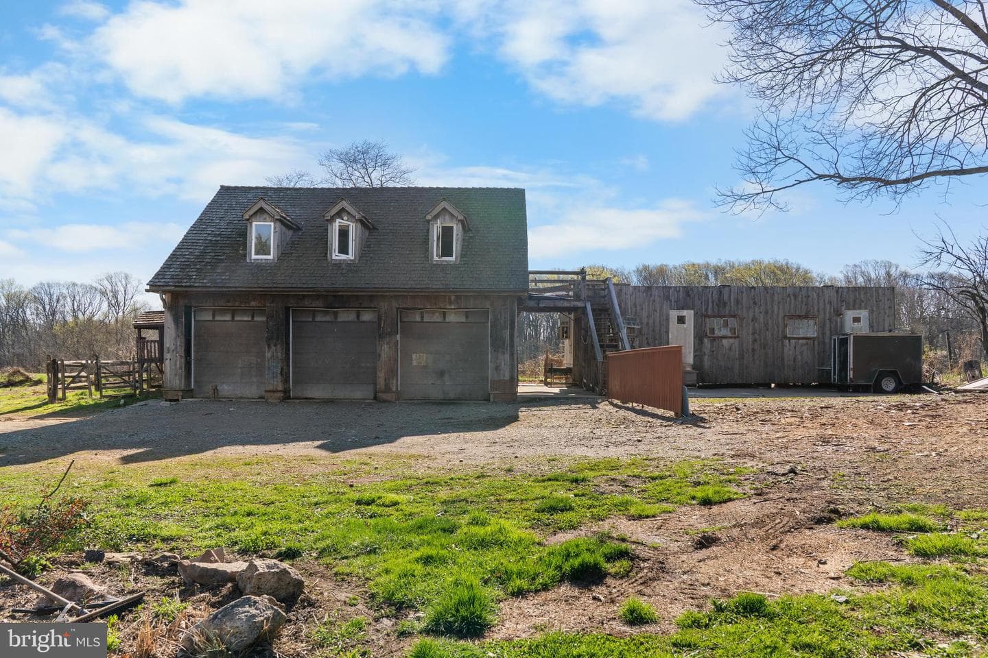1728 Valley Lane photo 9